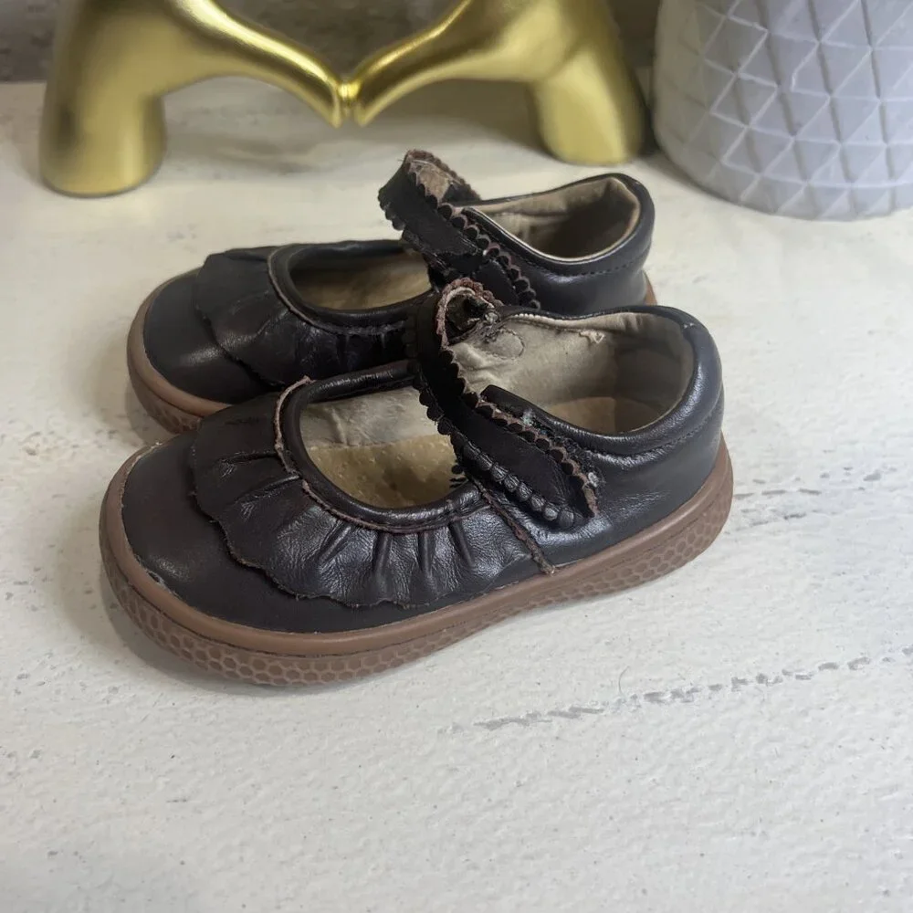 Livie & Luca Brown Ruche Classic Mary Jane Toddler Girls Size 5 Leather
